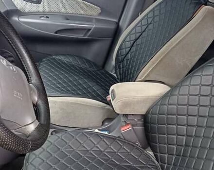 Чорний Хендай Туксон, об'ємом двигуна 1.98 л та пробігом 146 тис. км за 8200 $, фото 10 на Automoto.ua