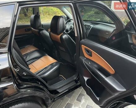 Хендай Туксон 2005 у Хороле на Automoto.ua Чорний Хендай Туксон, об'ємом двигуна 2 л та пробігом 163 тис. км за 7700 $, фото 6 на Automoto.ua