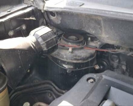 Черный Хендай Туксон, объемом двигателя 1.98 л и пробегом 193 тыс. км за 8000 $, фото 11 на Automoto.ua