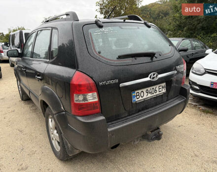 Чорний Хендай Туксон, об'ємом двигуна 2 л та пробігом 211 тис. км за 4500 $, фото 7 на Automoto.ua