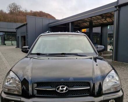 Черный Хендай Туксон, объемом двигателя 0 л и пробегом 165 тыс. км за 5800 $, фото 7 на Automoto.ua