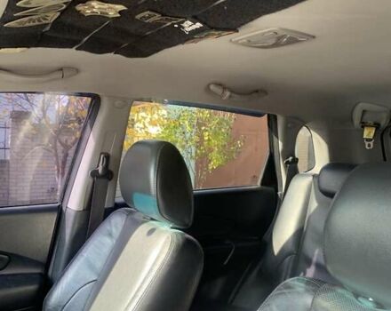 Хендай Туксон 2005 у Сумах на Automoto.ua Чорний Хендай Туксон, об'ємом двигуна 1.99 л та пробігом 294 тис. км за 4500 $, фото 5 на Automoto.ua