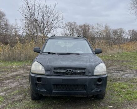 Чорний Хендай Туксон, об'ємом двигуна 2 л та пробігом 320 тис. км за 3000 $, фото 1 на Automoto.ua