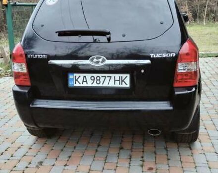 Чорний Хендай Туксон, об'ємом двигуна 1.98 л та пробігом 213 тис. км за 7500 $, фото 4 на Automoto.ua
