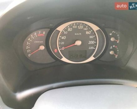 Черный Хендай Туксон, объемом двигателя 2 л и пробегом 253 тыс. км за 7500 $, фото 5 на Automoto.ua