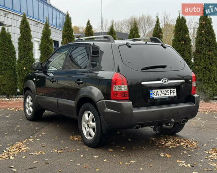Чорний Хендай Туксон, об'ємом двигуна 2.66 л та пробігом 220 тис. км за 6350 $, фото 4 на Automoto.ua