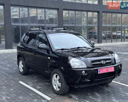 Хендай Туксон 2005 у Полтаві на Automoto.ua Чорний Хендай Туксон, об'ємом двигуна 1.98 л та пробігом 175 тис. км за 7700 $, фото 2 на Automoto.ua