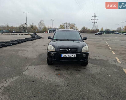 Черный Хендай Туксон, объемом двигателя 2 л и пробегом 170 тыс. км за 6999 $, фото 5 на Automoto.ua