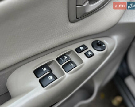 Черный Хендай Туксон, объемом двигателя 2.7 л и пробегом 220 тыс. км за 6950 $, фото 10 на Automoto.ua