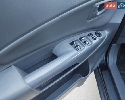 Чорний Хендай Туксон, об'ємом двигуна 1.99 л та пробігом 239 тис. км за 6990 $, фото 16 на Automoto.ua