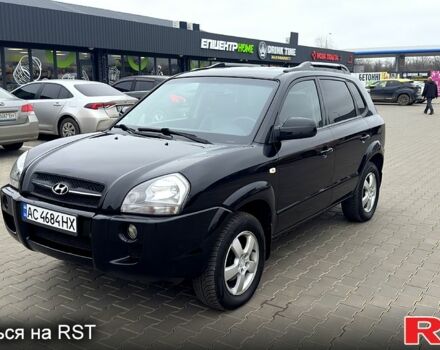 Черный Хендай Туксон, объемом двигателя 2 л и пробегом 200 тыс. км за 7800 $, фото 2 на Automoto.ua