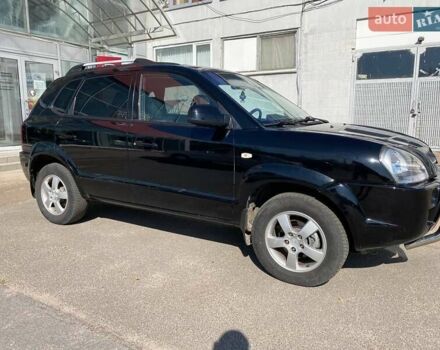 Чорний Хендай Туксон, об'ємом двигуна 2 л та пробігом 230 тис. км за 7300 $, фото 7 на Automoto.ua