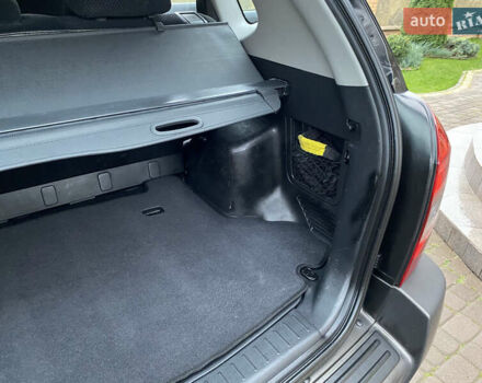 Черный Хендай Туксон, объемом двигателя 1.99 л и пробегом 186 тыс. км за 9400 $, фото 19 на Automoto.ua