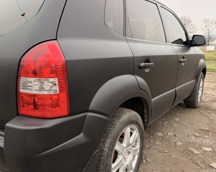 Чорний Хендай Туксон, об'ємом двигуна 0 л та пробігом 320 тис. км за 6100 $, фото 2 на Automoto.ua