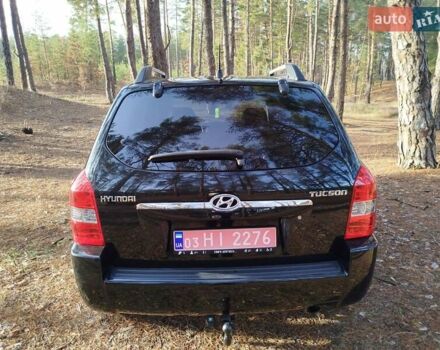Чорний Хендай Туксон, об'ємом двигуна 1.98 л та пробігом 195 тис. км за 8200 $, фото 9 на Automoto.ua