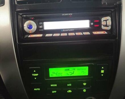 Черный Хендай Туксон, объемом двигателя 2 л и пробегом 237 тыс. км за 7999 $, фото 22 на Automoto.ua