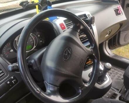 Хендай Туксон 2006 в Заречном на Automoto.ua Черный Хендай Туксон, объемом двигателя 2 л и пробегом 179 тыс. км за 7200 $, фото 7 на Automoto.ua