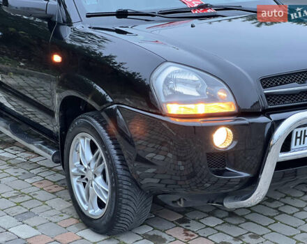 Чорний Хендай Туксон, об'ємом двигуна 1.98 л та пробігом 170 тис. км за 6999 $, фото 24 на Automoto.ua