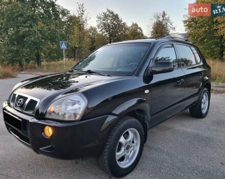 Хендай Туксон 2006 в Шостке на Automoto.ua Черный Хендай Туксон, объемом двигателя 1.98 л и пробегом 280 тыс. км за 8200 $, фото 30 на Automoto.ua