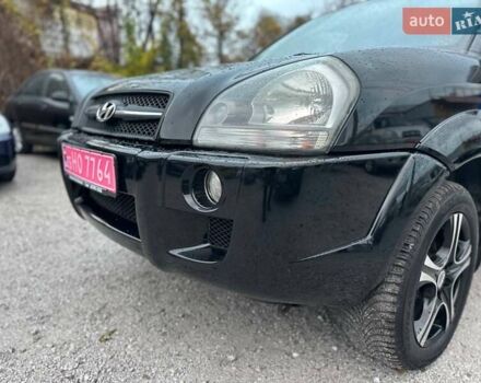 Чорний Хендай Туксон, об'ємом двигуна 2 л та пробігом 167 тис. км за 7950 $, фото 20 на Automoto.ua