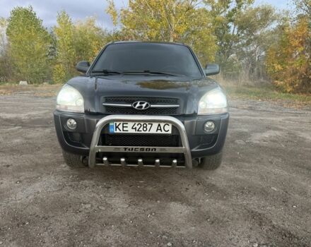 Хендай Туксон 2006 в Павлограде на Automoto.ua Черный Хендай Туксон, объемом двигателя 2 л и пробегом 230 тыс. км за 8200 $, фото 1 на Automoto.ua