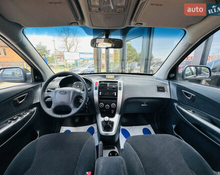 Черный Хендай Туксон, объемом двигателя 0 л и пробегом 202 тыс. км за 8400 $, фото 23 на Automoto.ua