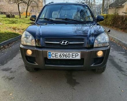 Черный Хендай Туксон, объемом двигателя 1.98 л и пробегом 256 тыс. км за 8000 $, фото 12 на Automoto.ua