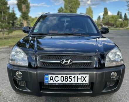 Чорний Хендай Туксон, об'ємом двигуна 2 л та пробігом 249 тис. км за 5800 $, фото 1 на Automoto.ua