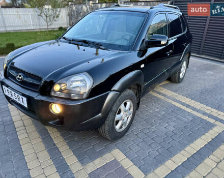 Хендай Туксон 2006 в Хмельницком на Automoto.ua Черный Хендай Туксон, объемом двигателя 1.98 л и пробегом 197 тыс. км за 7790 $, фото 5 на Automoto.ua