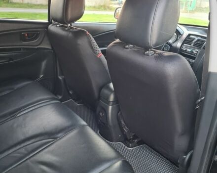 Черный Хендай Туксон, объемом двигателя 0 л и пробегом 277 тыс. км за 8400 $, фото 14 на Automoto.ua