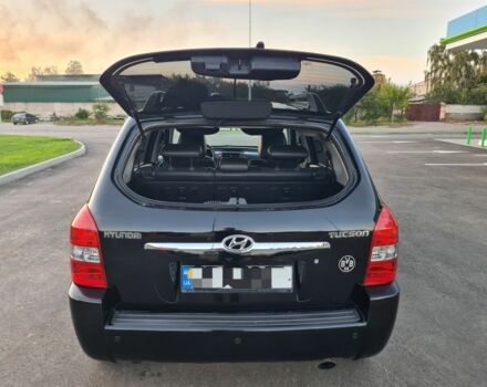 Черный Хендай Туксон, объемом двигателя 0 л и пробегом 277 тыс. км за 8400 $, фото 21 на Automoto.ua