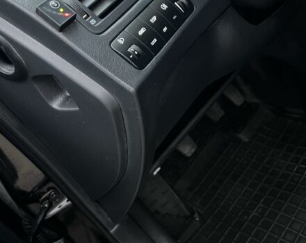 Черный Хендай Туксон, объемом двигателя 2 л и пробегом 220 тыс. км за 7200 $, фото 23 на Automoto.ua