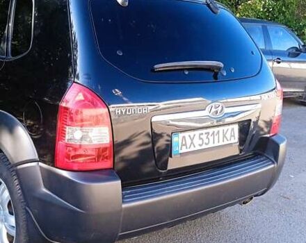 Чорний Хендай Туксон, об'ємом двигуна 1.98 л та пробігом 283 тис. км за 7400 $, фото 1 на Automoto.ua