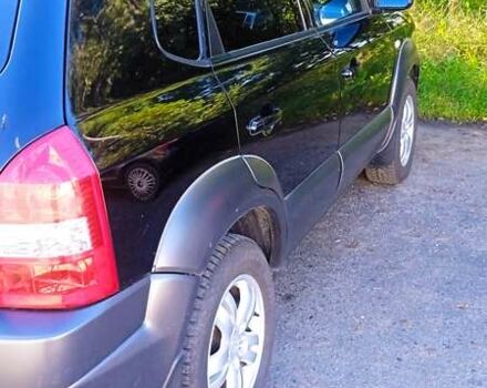 Чорний Хендай Туксон, об'ємом двигуна 1.98 л та пробігом 283 тис. км за 7400 $, фото 22 на Automoto.ua