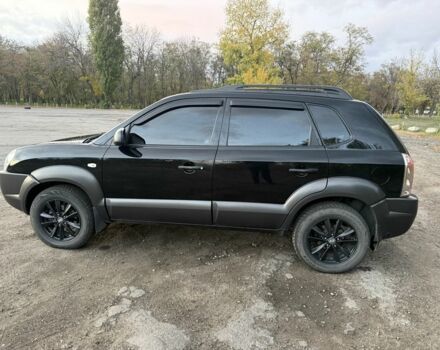 Хендай Туксон 2006 в Павлограде на Automoto.ua Черный Хендай Туксон, объемом двигателя 2 л и пробегом 230 тыс. км за 8200 $, фото 3 на Automoto.ua