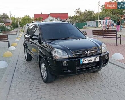 Чорний Хендай Туксон, об'ємом двигуна 2 л та пробігом 141 тис. км за 7999 $, фото 8 на Automoto.ua