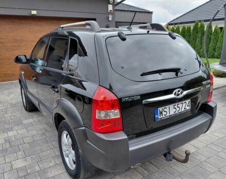 Черный Хендай Туксон, объемом двигателя 2 л и пробегом 298 тыс. км за 2200 $, фото 3 на Automoto.ua