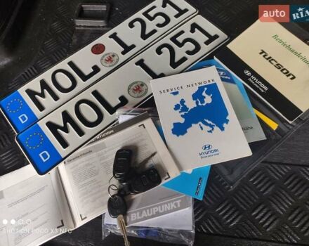 Черный Хендай Туксон, объемом двигателя 2 л и пробегом 237 тыс. км за 7999 $, фото 25 на Automoto.ua