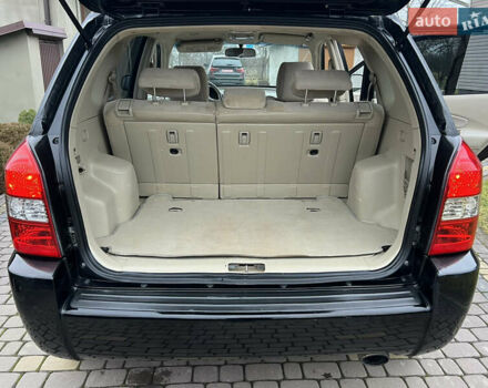 Чорний Хендай Туксон, об'ємом двигуна 1.98 л та пробігом 185 тис. км за 6850 $, фото 12 на Automoto.ua