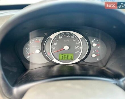 Черный Хендай Туксон, объемом двигателя 1.98 л и пробегом 277 тыс. км за 5350 $, фото 2 на Automoto.ua