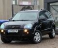 Черный Хендай Туксон, объемом двигателя 2 л и пробегом 263 тыс. км за 7950 $, фото 5 на Automoto.ua