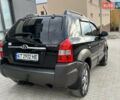 Хендай Туксон 2006 у Тернополі на Automoto.ua Чорний Хендай Туксон, об'ємом двигуна 2 л та пробігом 240 тис. км за 6699 $, фото 17 на Automoto.ua