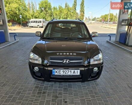 Чорний Хендай Туксон, об'ємом двигуна 1.98 л та пробігом 226 тис. км за 8800 $, фото 2 на Automoto.ua
