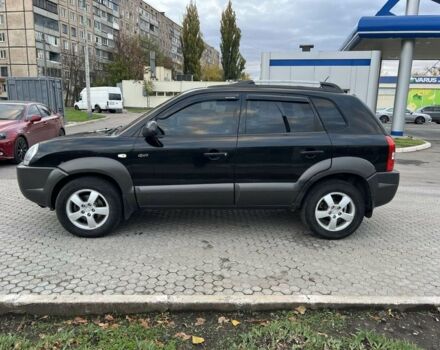 Хендай Туксон 2006 в Кривом Роге на Automoto.ua Черный Хендай Туксон, объемом двигателя 2 л и пробегом 231 тыс. км за 4200 $, фото 4 на Automoto.ua