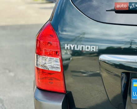 Черный Хендай Туксон, объемом двигателя 0 л и пробегом 202 тыс. км за 8400 $, фото 6 на Automoto.ua