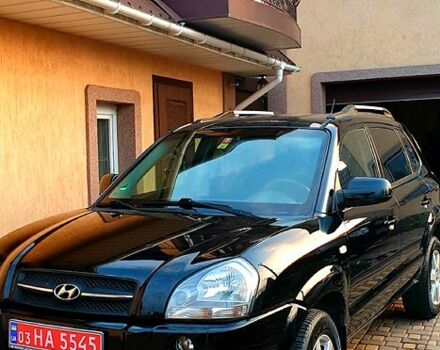 Чорний Хендай Туксон, об'ємом двигуна 20 л та пробігом 277 тис. км за 7800 $, фото 3 на Automoto.ua