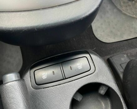 Черный Хендай Туксон, объемом двигателя 2 л и пробегом 397 тыс. км за 3900 $, фото 8 на Automoto.ua