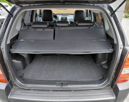 Хендай Туксон 2006 в Житомире на Automoto.ua Черный Хендай Туксон, объемом двигателя 2 л и пробегом 233 тыс. км за 6400 $, фото 20 на Automoto.ua