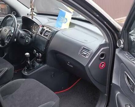 Хендай Туксон 2006 в Гайсине на Automoto.ua Черный Хендай Туксон, объемом двигателя 1.98 л и пробегом 124 тыс. км за 8000 $, фото 5 на Automoto.ua