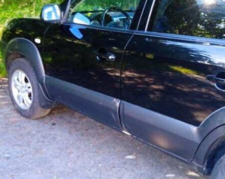 Чорний Хендай Туксон, об'ємом двигуна 1.98 л та пробігом 283 тис. км за 7400 $, фото 23 на Automoto.ua